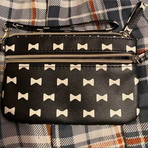 Black and white bow tie wristlet/card holder